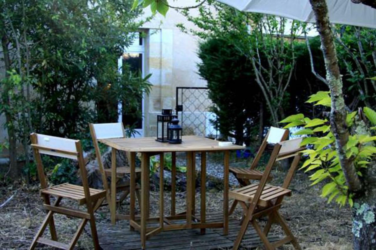 Appartement Le Chateau Mérignac Esterno foto