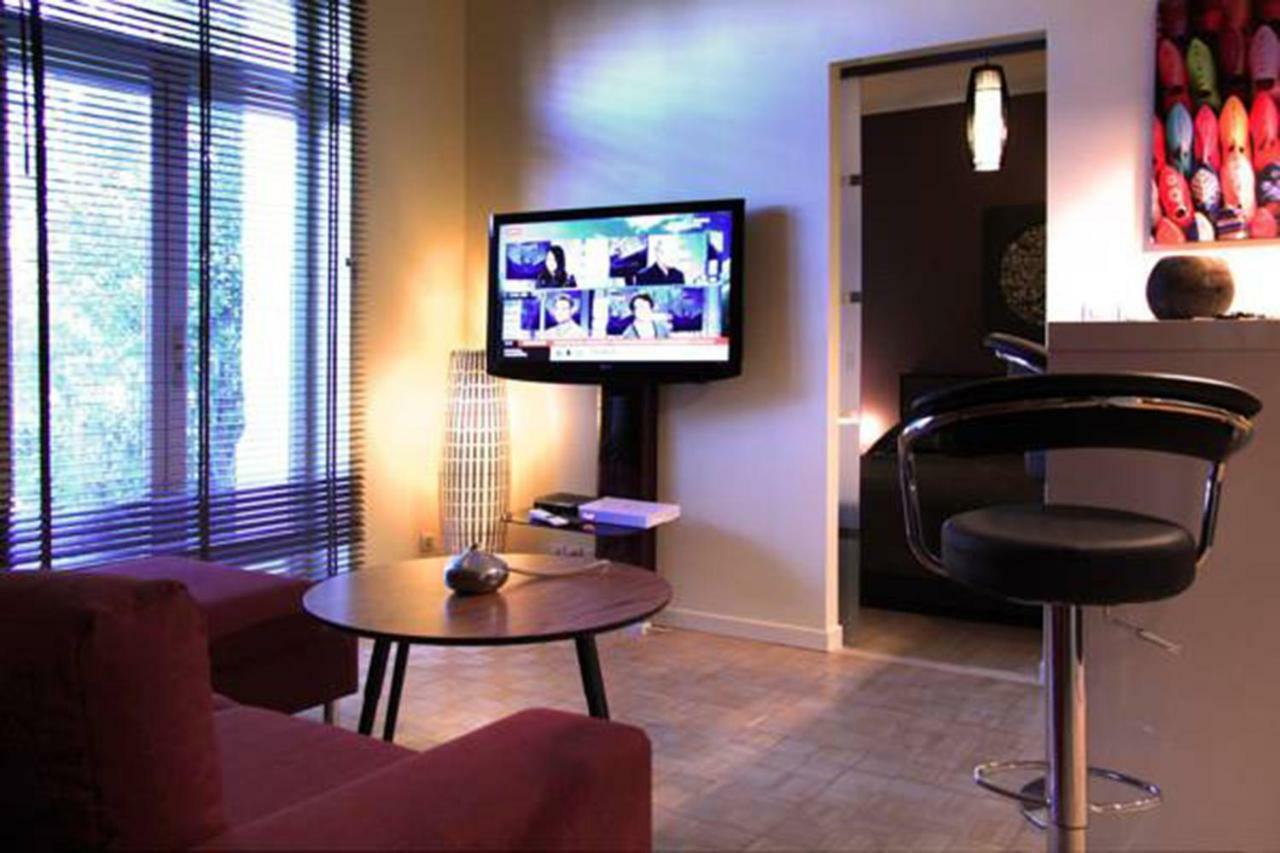 Appartement Le Chateau Mérignac Esterno foto
